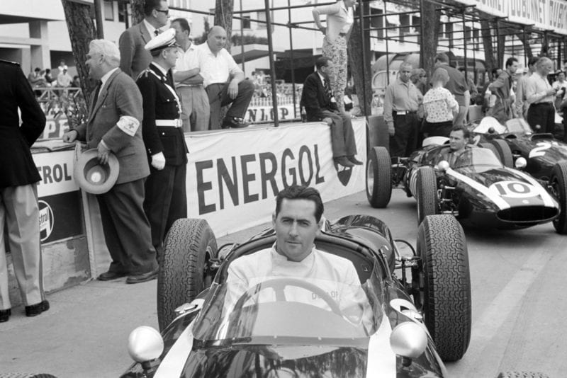 Brabham waits to head out