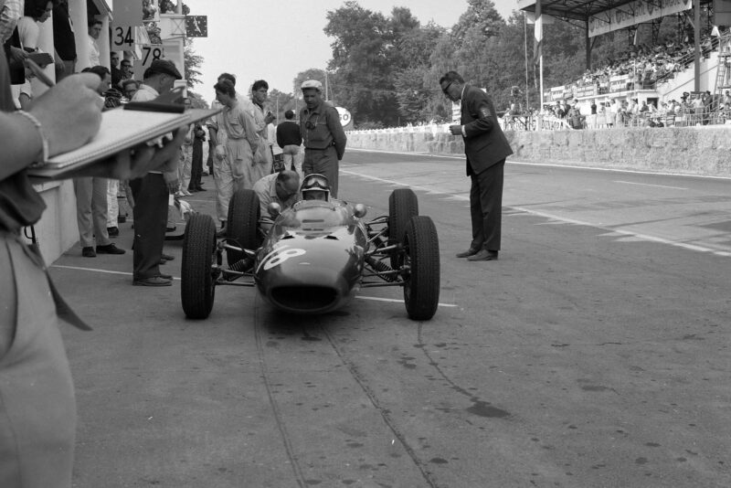 Surtees pays a visit to the pits