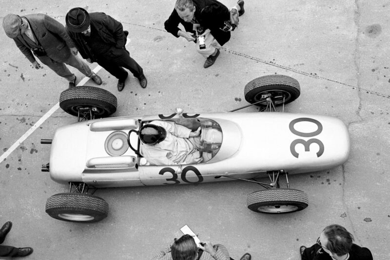 Gurney's Porsche in the pits