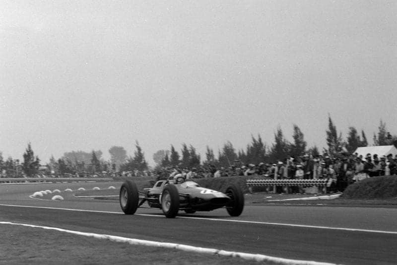 Pedro Rodríguez, Lotus 25 Climax.