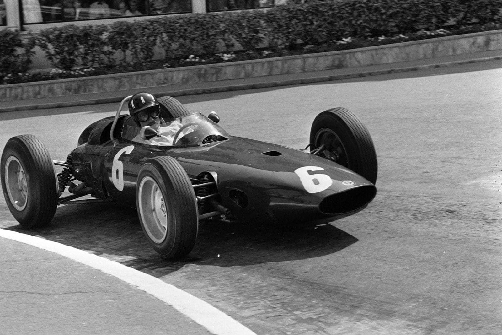 Graham Hill, BRM P57.