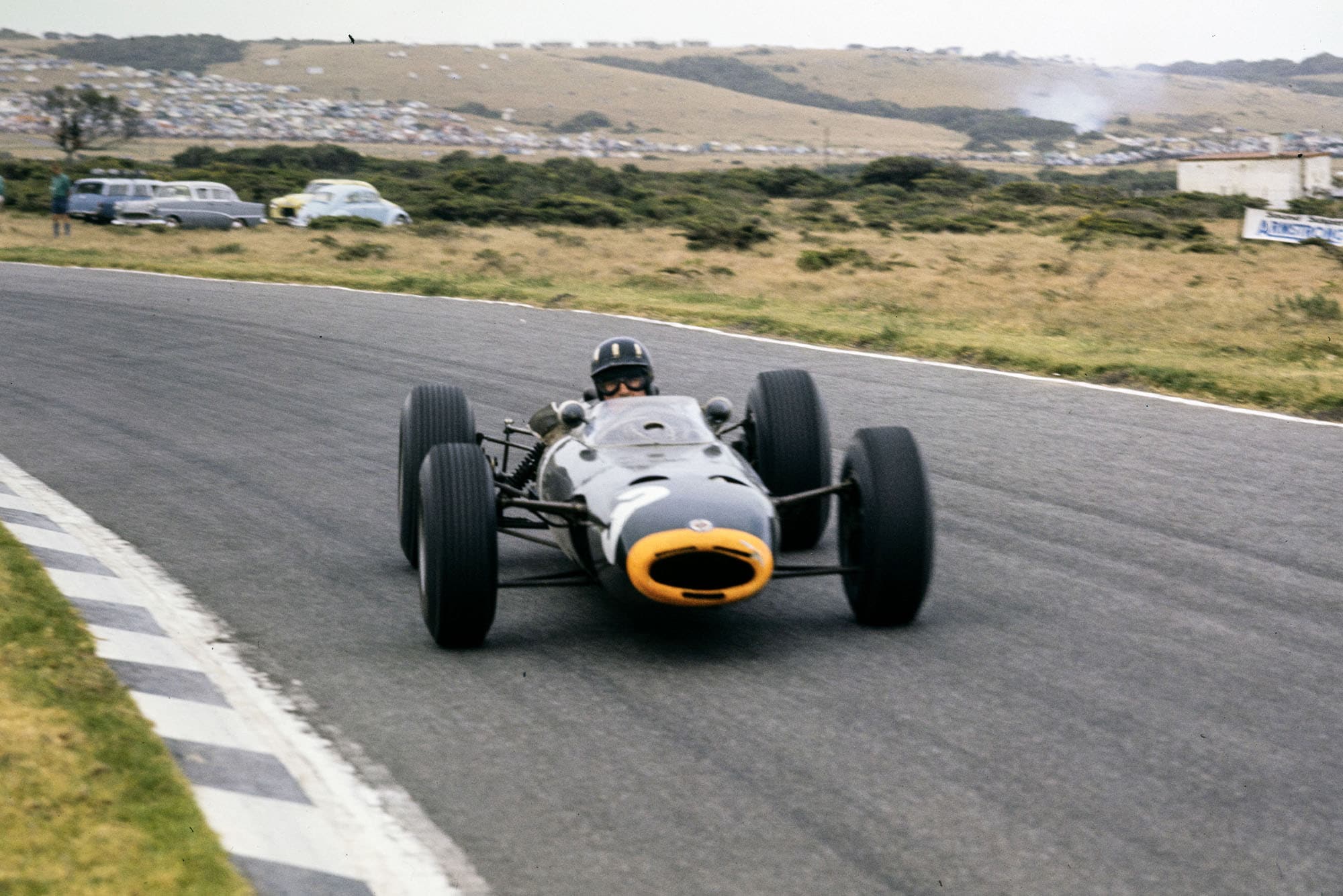 Graham Hill, BRM P261.