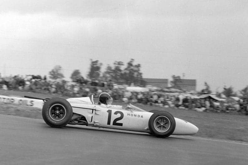 Ronnie Bucknum, Honda RA272.