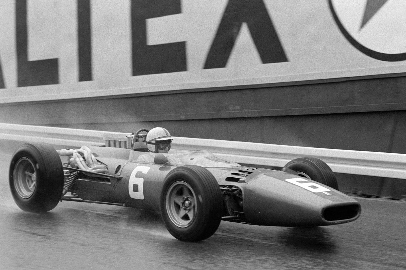 John Surtees, Ferrari 312.