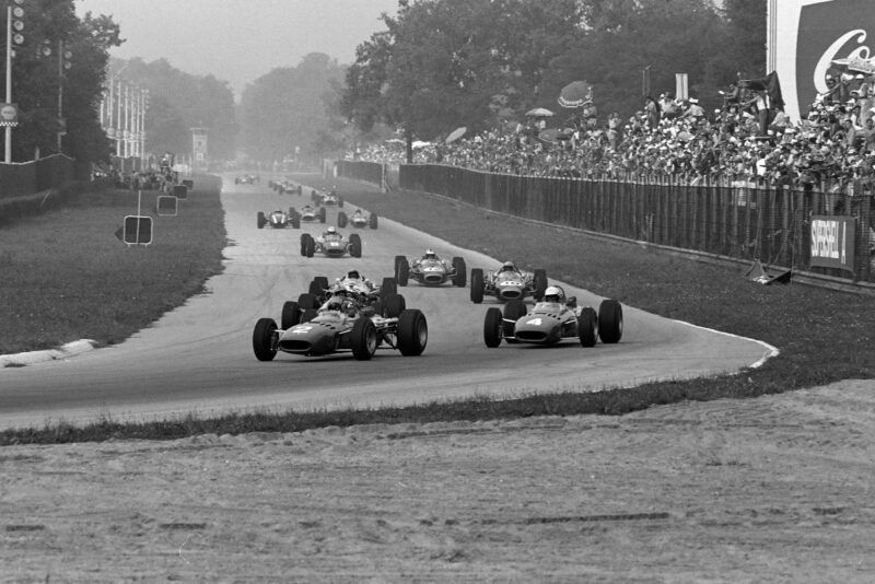 Lorenzo Bandini, Ferrari 312 leads Mike Parkes, Ferrari 312.