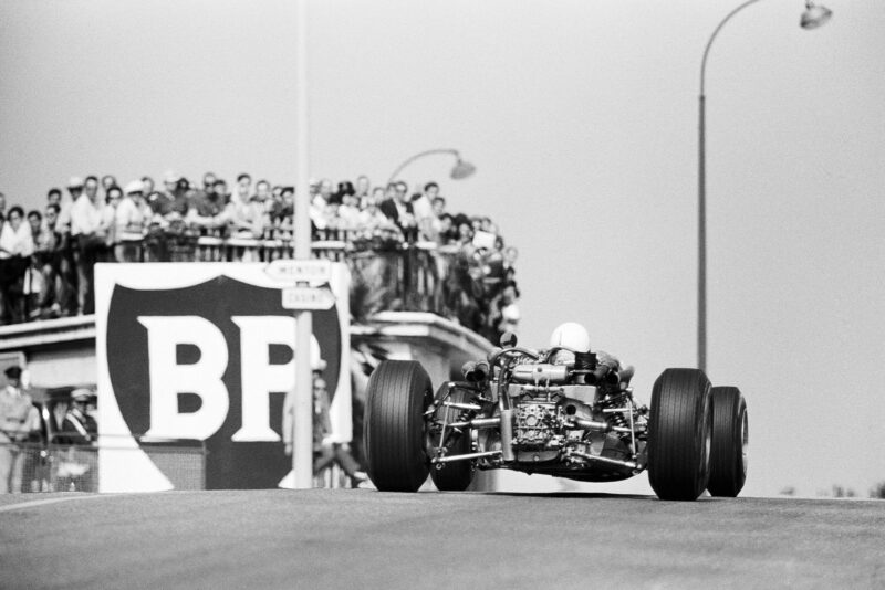 A Cooper-Maserati T81.