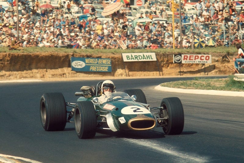 Jack Brabham (Brabham BT24 Repco).