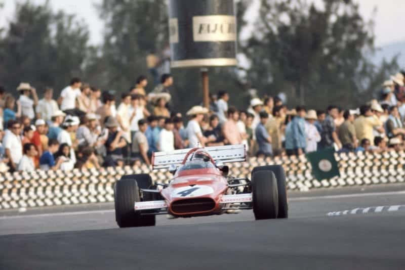 Clay Regazzoni driving for Ferrari at the 1970 Mexican Grand Prix.