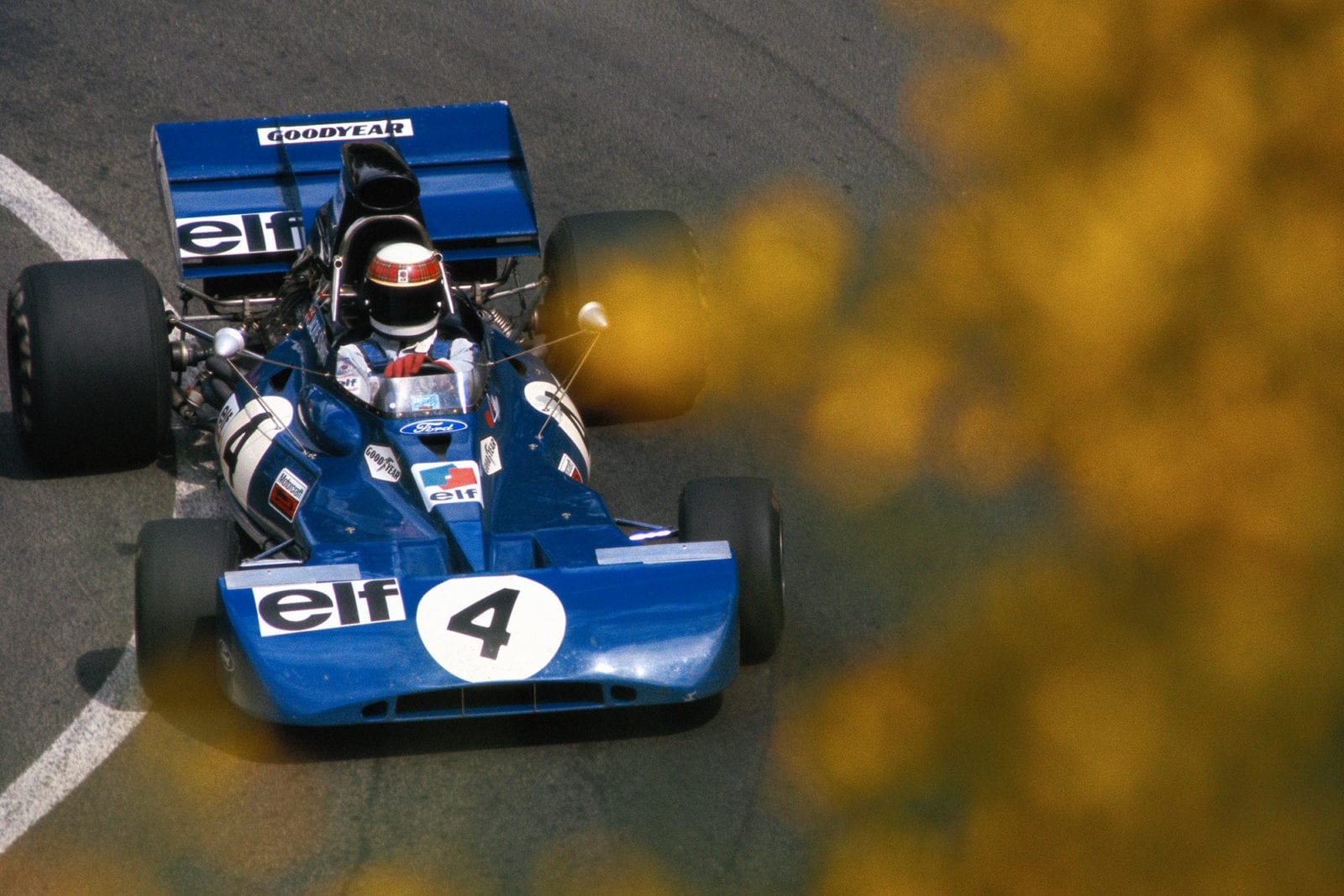 Jackie Stewart driving for Tyrrell at the 1972 French Grand Prix.