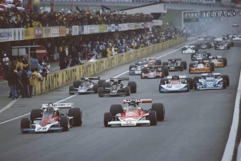 The 1976 Austrian Grand Prix gets underway, Österreichring.