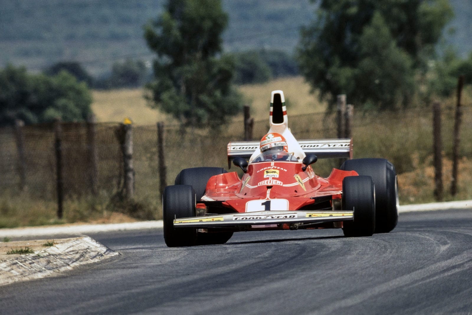 Niki Lauda (Ferrari) taking a corner at the 1976 South African Grand Prix, Kyalami.
