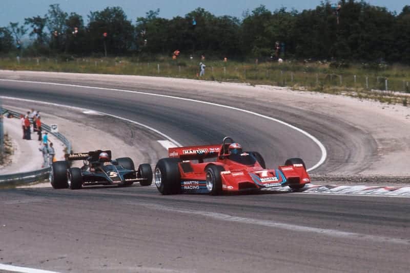 John Watson (Brabham) leads Mario Andretti (Lotus).