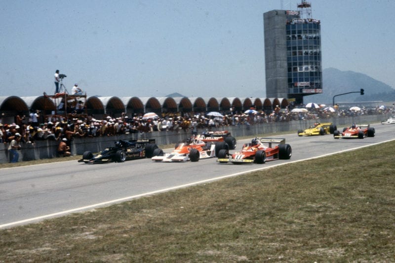 The 1977 Brazilian Grand Prix gets underway, Jacarepagua.