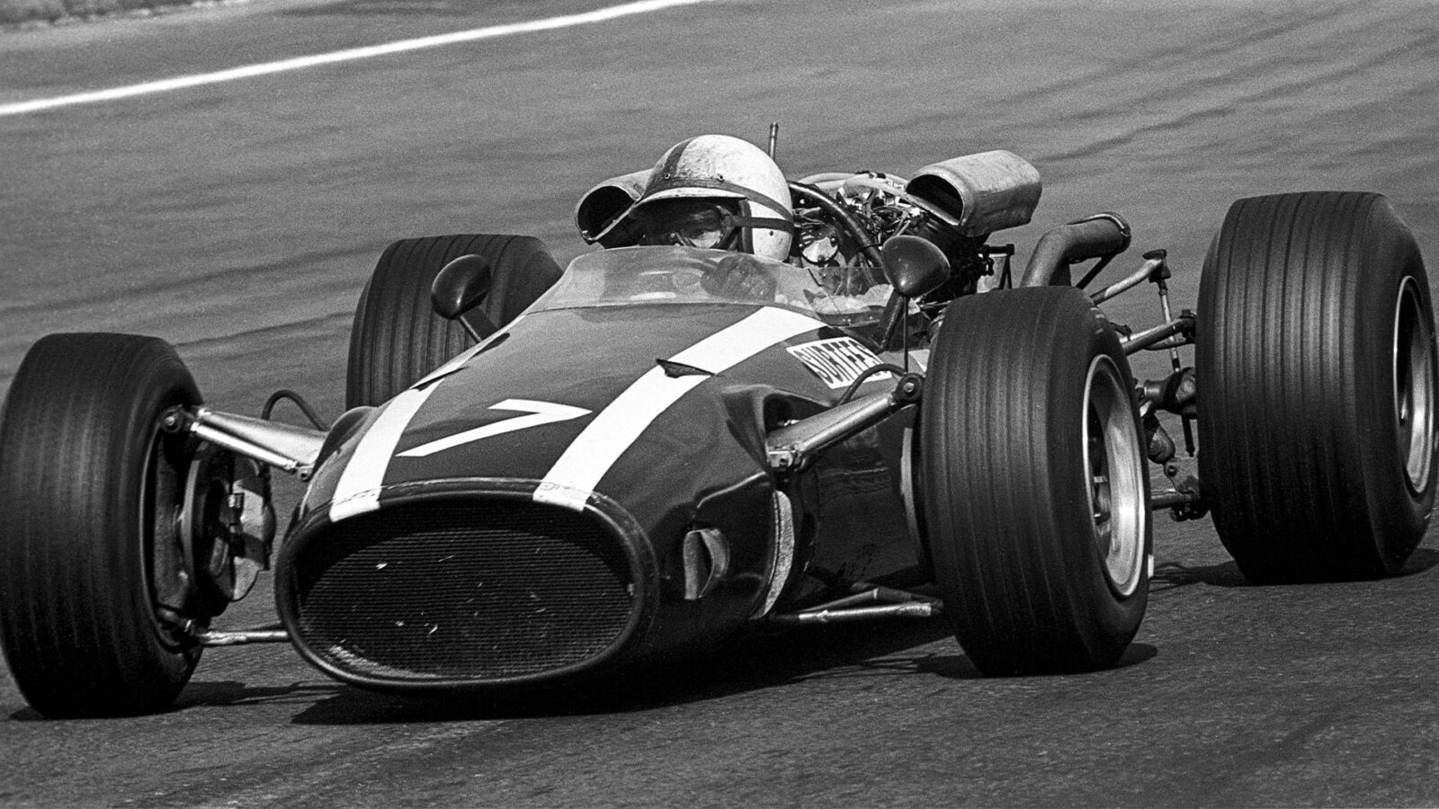 2 John Surtees, Cooper-Maserati T81, Grand Prix of Italy Monza 1966. (Photo by Bernard Cahier:Getty Images)