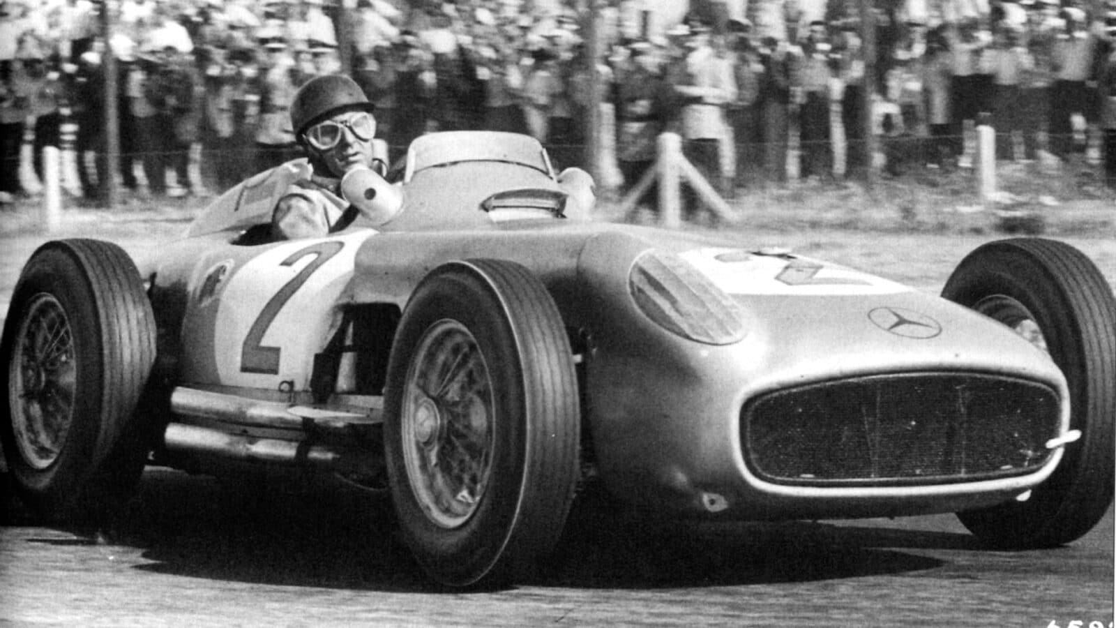 3 Juan Manuel Fangio Mercedes 1955 Argentinian GP Buenos Aires