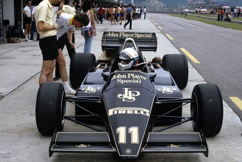 Elio de Angelis (Lotus 91 Ford), was disqualified after he changed car after the parade lap.