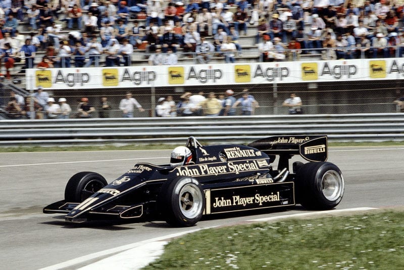 Elio de Angelis at the wheel of his Lotus 93T Renault.