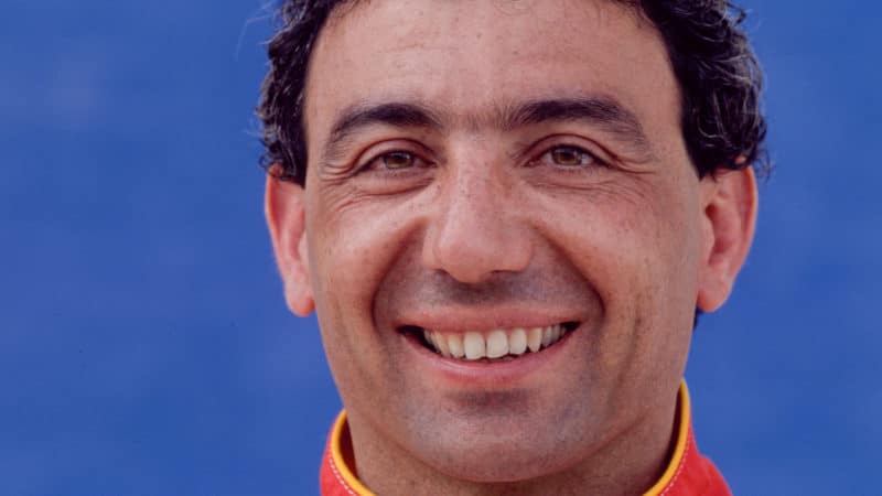 Le pilote automobile Michele Alboreto le 12 mars 1993, Afrique du Sud. (Photo by Jean-Marc LOUBAT/Gamma-Rapho via Getty Images)