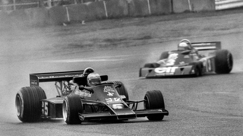Mario Andretti, Jody Scheckter, Lotus-Ford 77, Grand Prix of Japan, Fuji Speedway, 24 October 1976. (Photo by Bernard Cahier/Getty Images)