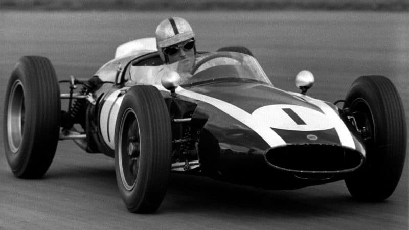 Jack Brabham, Cooper-Climax T53, Grand Prix of Great Britain, Silverstone Circuit, 16 July 1960. (Photo by Bernard Cahier/Getty Images)