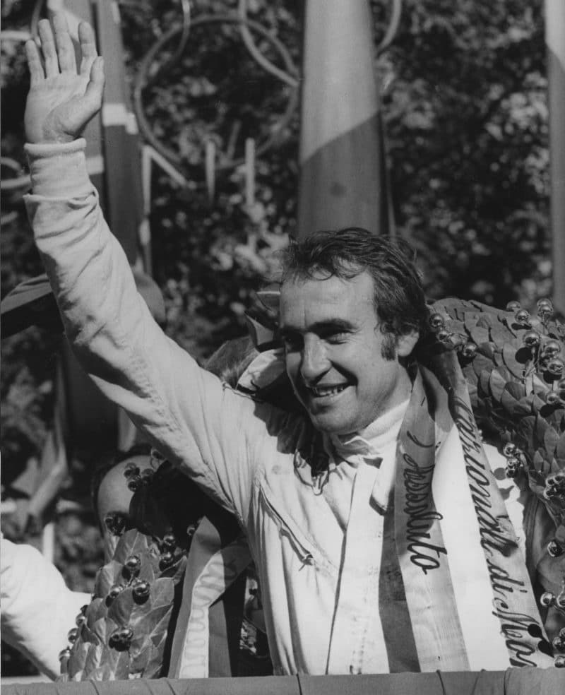 Clay-Regazzoni-celebrates-victory-in-1970-Italian-GP
