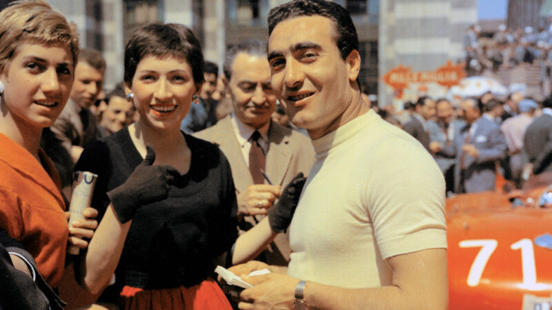 Eugenio-Castellotti-with-girls-at-the-Mille-Miglia