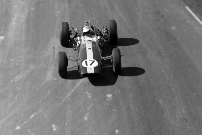 Walt Hansgen, Lotus 33 Climax.