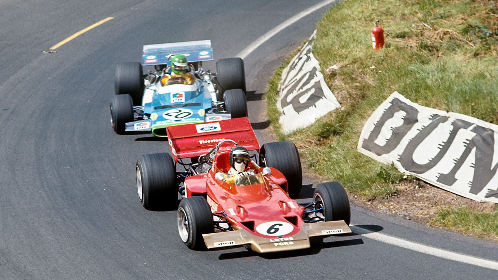 Jochen Rindt leads leads Henri Pescarolo in his Lotus 72