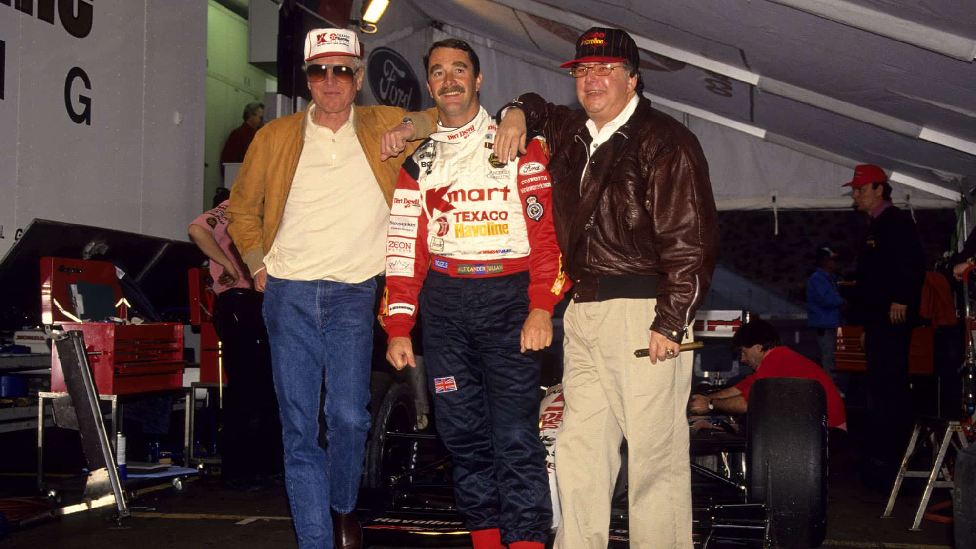 MOTORSPORT - CART 1993 - PHOENIX TESTS - PHOTO: DPPI PAUL NEWMAN - NIGEL MANSELL - CARL HAAS - AMBIANCE - PORTRAIT