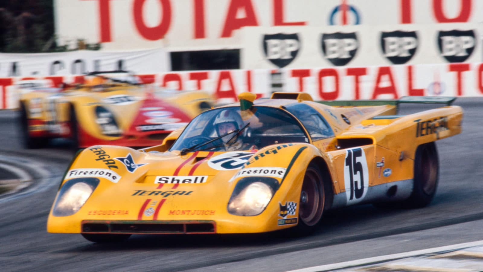 15 Vaccarella Nino (ita), Juncadella José (esp), Escuderia Montjuich, Ferrari 512 M , action during the 24 Heures du Mans, 24 Hours of Le Mans, 9th Round of the International Championship for Makes, on the Circuit de la Sarthe, from June 9 to 13, 1971 in Le Mans, Sarthe, France - Photo 15 Vaccarella Nino (ita), Juncadella José (esp), Escuderia Montjuich, Ferrari 512 M , action during the 24 Heures du Mans, 24 Hours of Le Mans, 9th Round of the International Championship for Makes, on the Circuit de la Sarthe, from June 9 to 13, 1971 in Le Mans, Sarthe, France - Photo DPPI