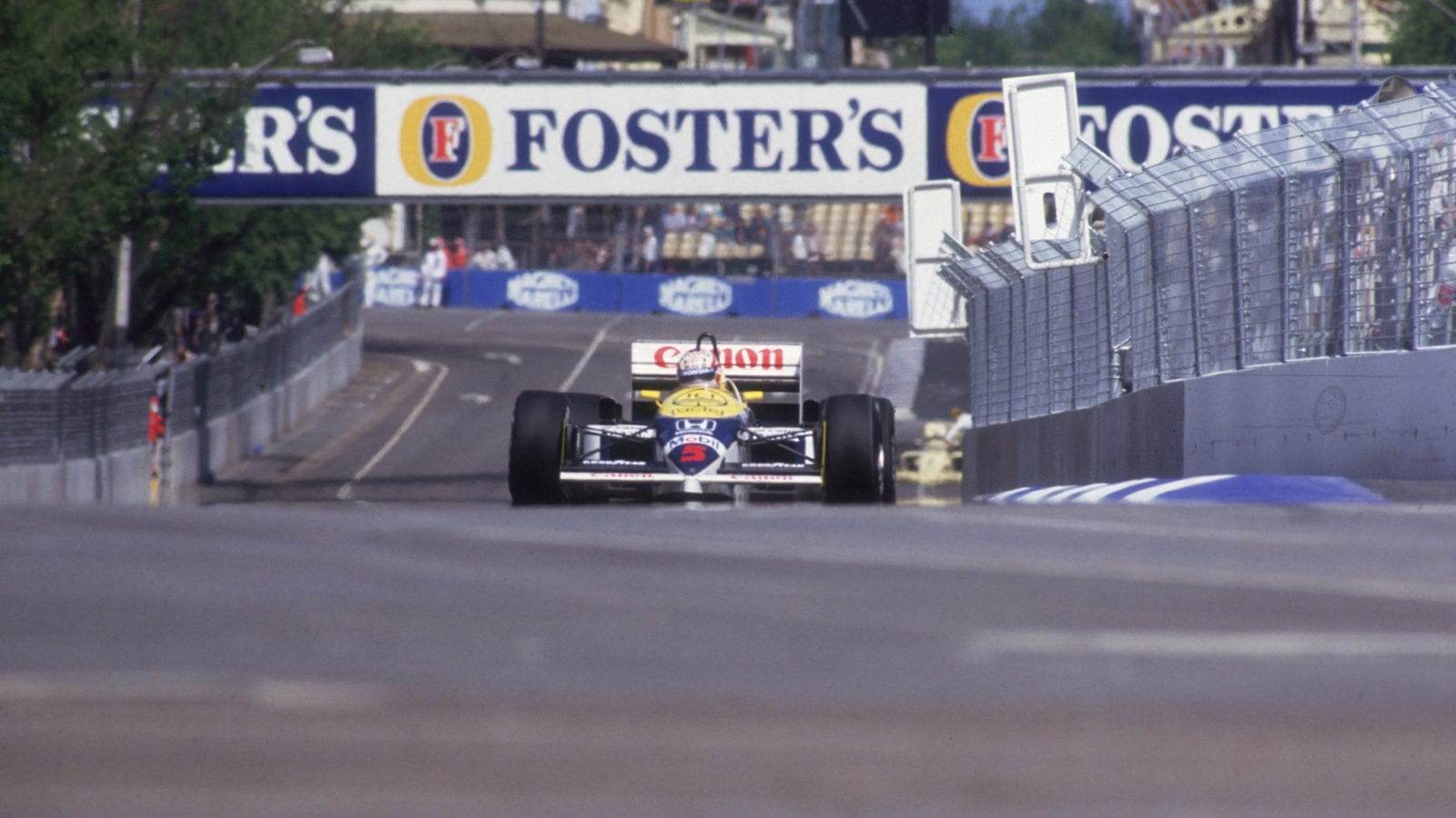 Nigel Mansell's Williams during the 1986 F1 Australian Grand Prix in Adelaide