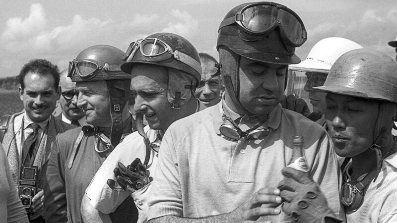 Onofre Marimon driving for Maserati at the 1954 French GP 2