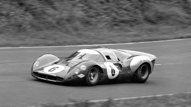 David Piper (GB)/Richard Attwood (GB) Ferrari 275 GTB during the 1968 1000 Km of Paris at Autodrome de Linas-Montlhéry, France, from october 13 - Photo DPPI