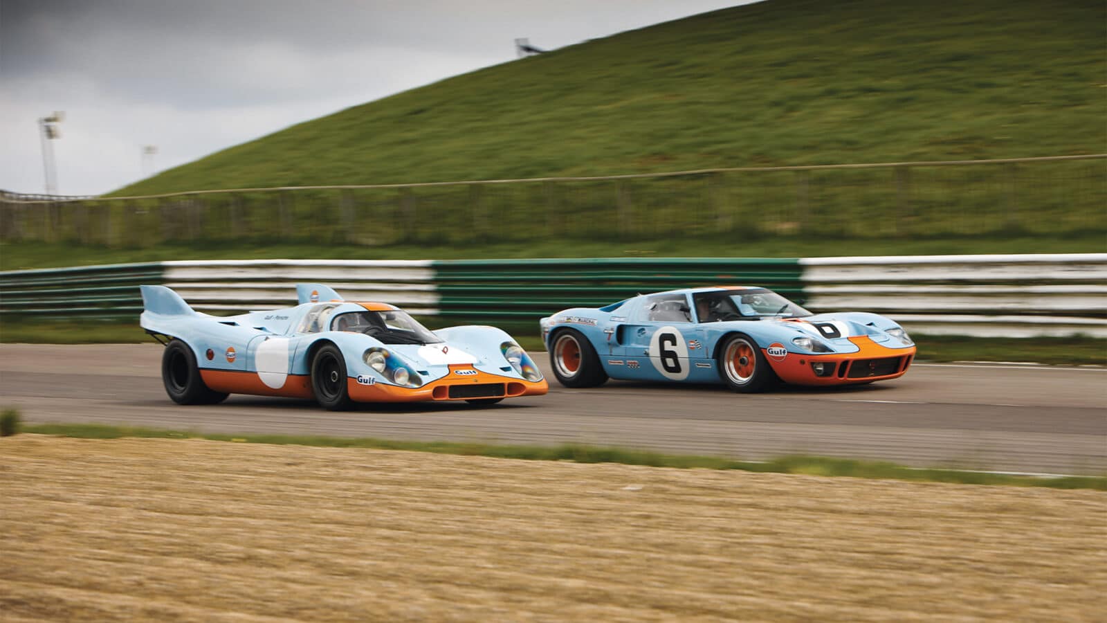 Porsche 917 Ford GT40