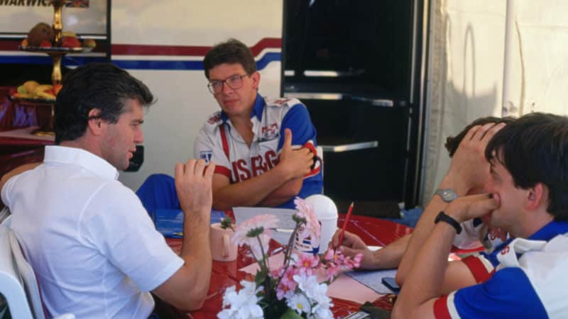 Ross Brawn and Derek Warwick in Arrows F1 pit in 1988