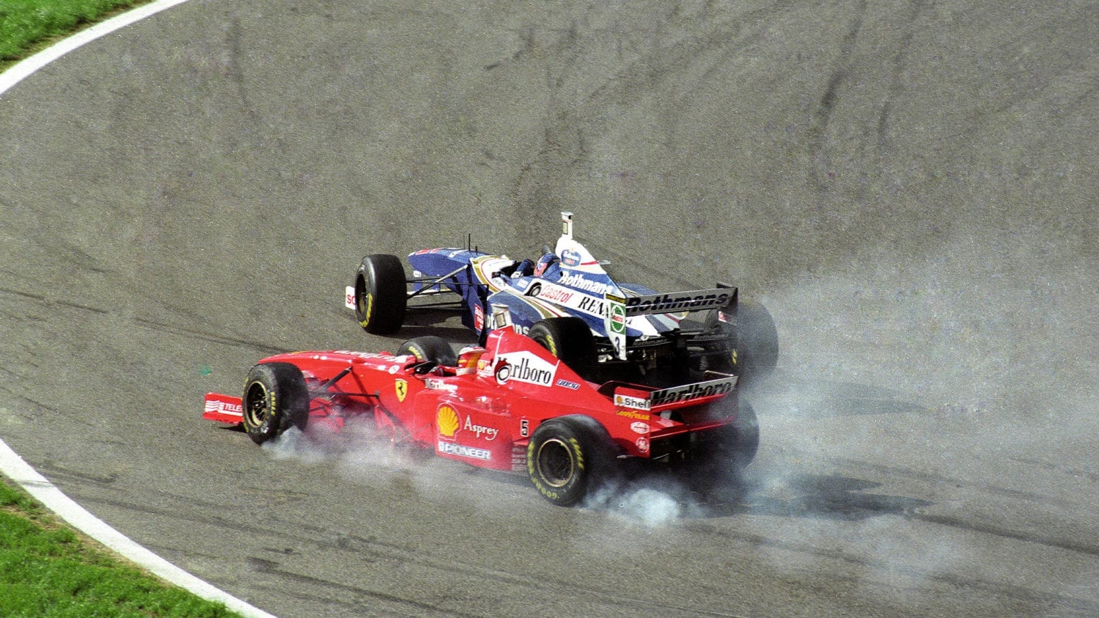 Michael Schuamcher crashes into Jacques Villeneuve at the 1997 European GP Jerez