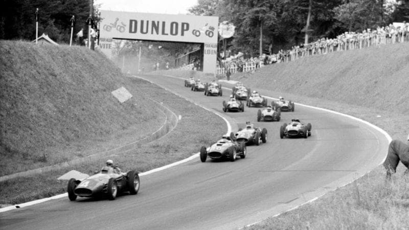 Start of the 1957 French Grand Prix at Rouen Les Essarts
