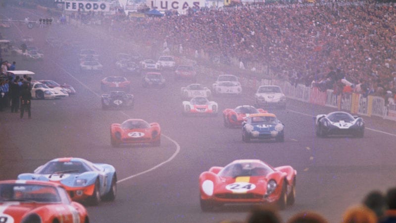 Start of the 1967 Le Mans 24 Hours