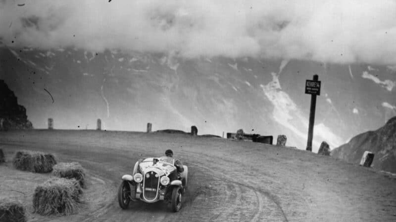 The Italian racing driver Luigi Villoresi on FIAT in a car race on the Grossglockner High Alpine Road. About 1935. Photograph. (Photo by Austrian Archives:Imagno:Getty Images)