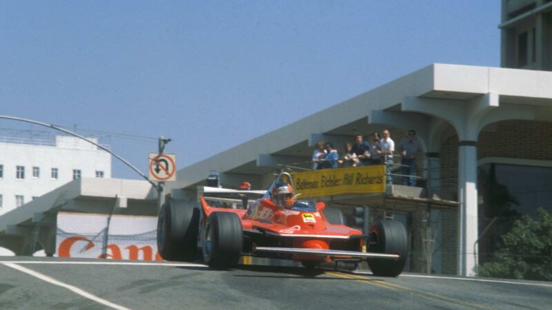 Villeneuve 79 Long Beach