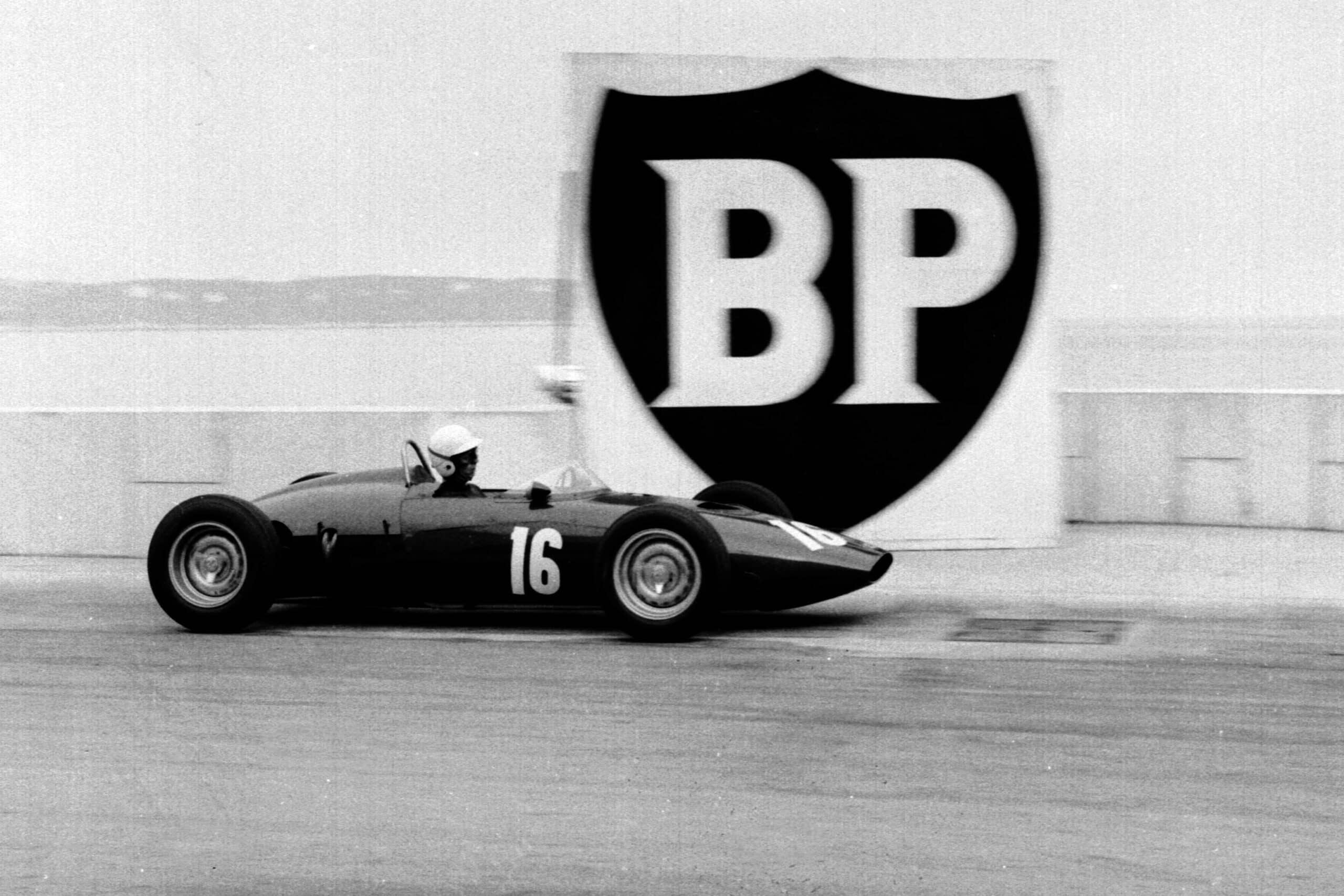 Tony Brooks drives his BRM P48/57 Climax.