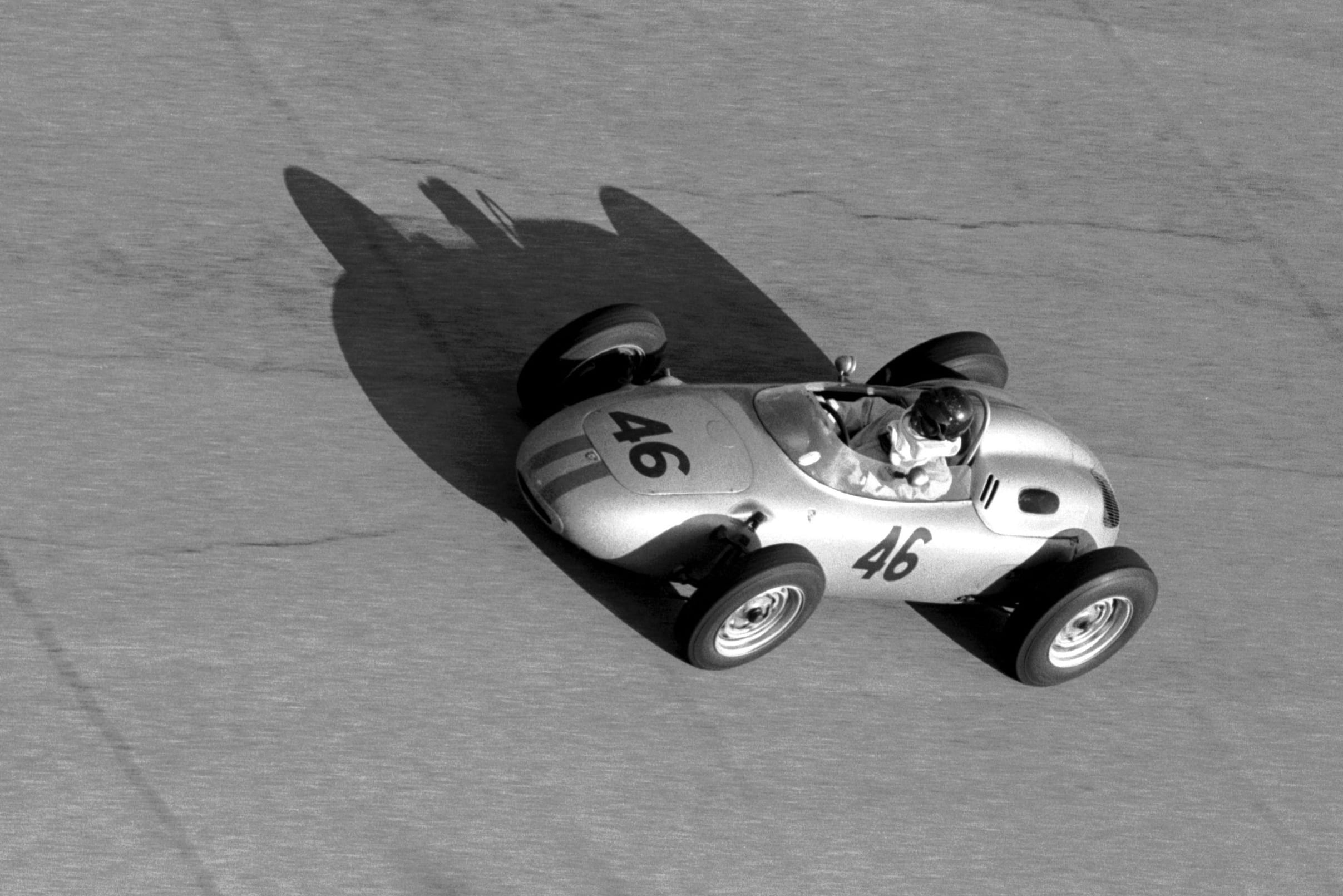 Dan Gurney in his Porsche 718.