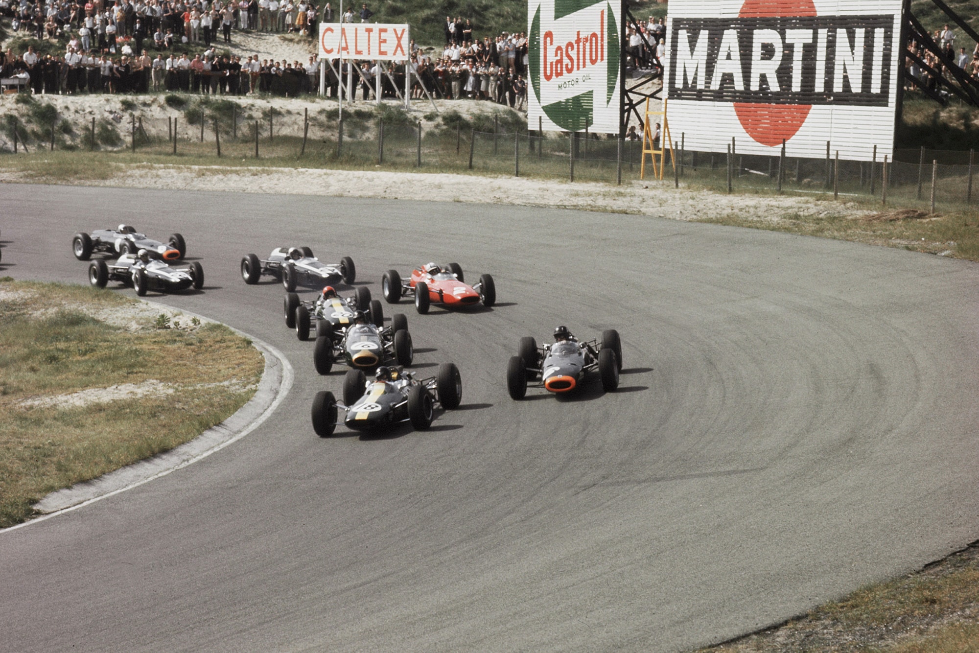 Jim Clark leads the field.