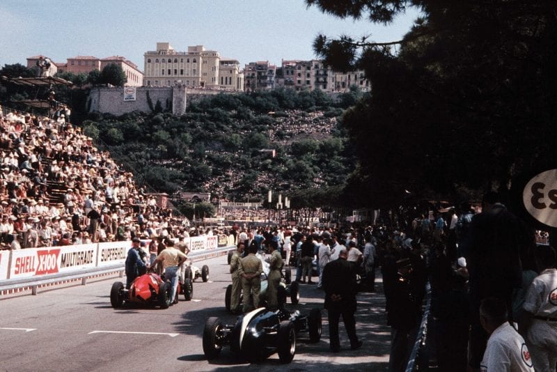 The starting grid at the 1960 Monaco GP