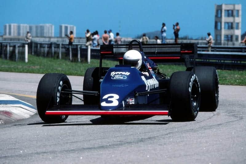 Martin Brundle in his Tyrrell 012.