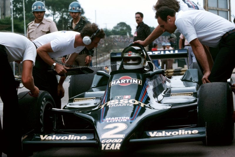 Carlos Reutemann (Lotus) at the 1979 Brazilian Grand Prix, Interlagos.