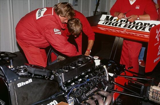Honda returns to F1