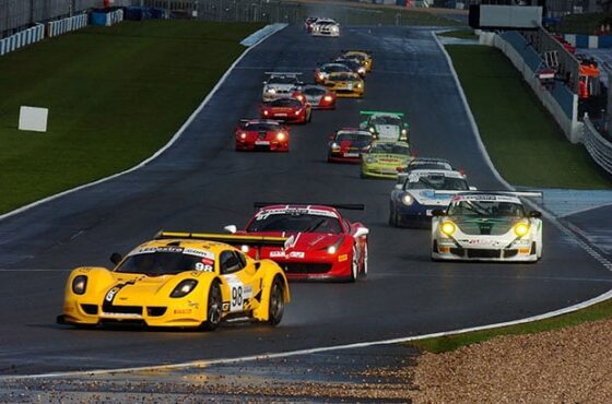 Chevron works with Mission Motorsport