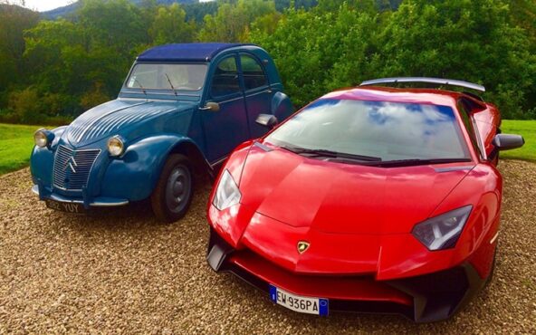 Aventador vs 2CV