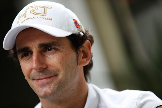 Pedro de la Rosa signs as Ferrari test driver